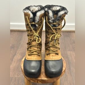 The North Face Women’s SHELLISTA IV LUXE Insulated Waterproof Boots, Size 9.5